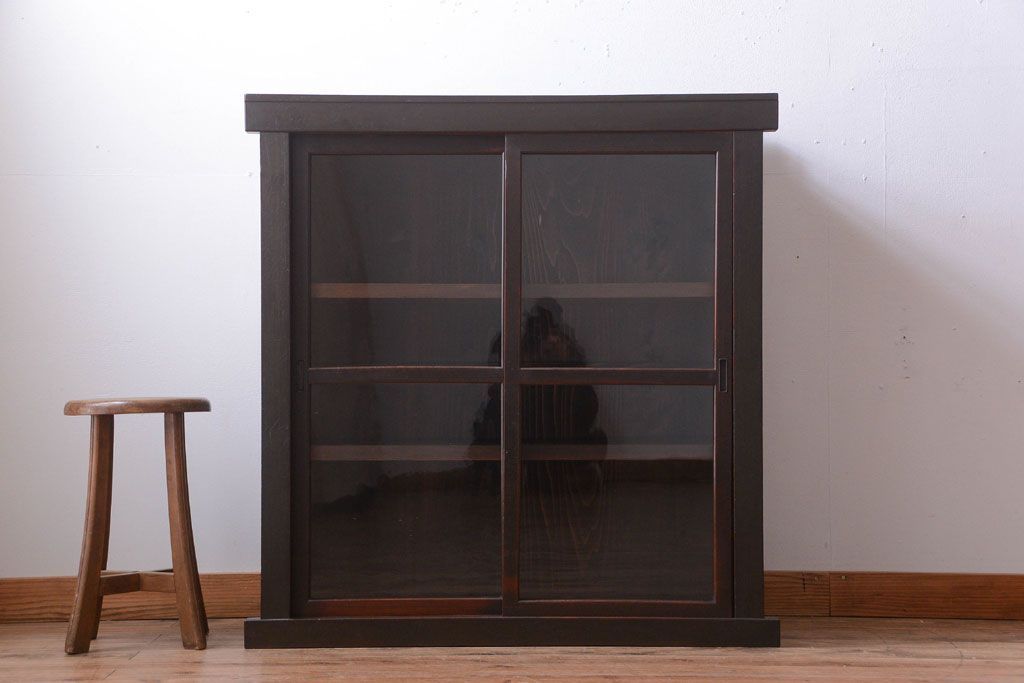 アンティーク家具　古民具・骨董　珍品!小振りな水屋戸棚