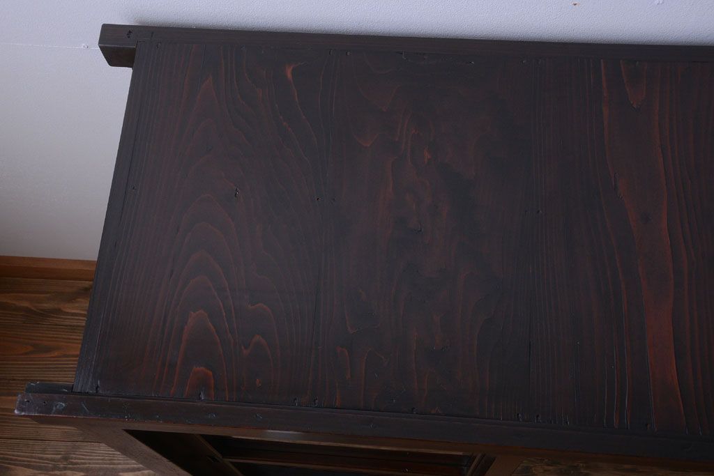 アンティーク家具　古民具・骨董　珍品!小振りな水屋戸棚