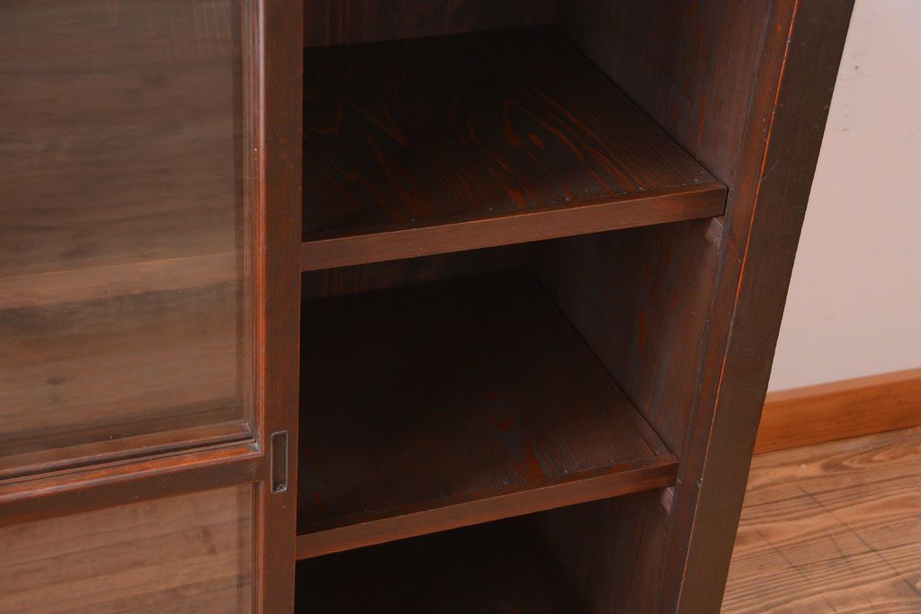 アンティーク家具　古民具・骨董　珍品!小振りな水屋戸棚