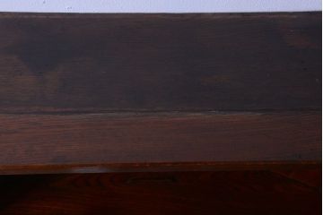 イギリスアンティーク　古いオーク材の大きなマントルピース