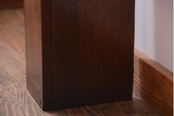 イギリスアンティーク　古いオーク材の大きなマントルピース