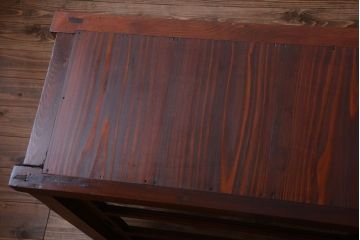 アンティーク家具　和製アンティーク　落ち着いた古い木製のガラス引き戸収納棚