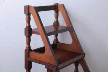 アンティーク家具　イギリスアンティーク　重厚なオーク材の2wayチェア(脚立)