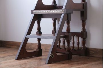 アンティーク家具　イギリスアンティーク　重厚なオーク材の2wayチェア(脚立)