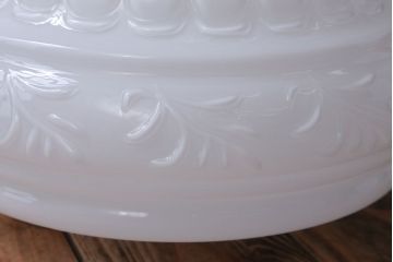 中古　アンティーク調　白いブラケットがかわいいおしゃれな電笠天井照明