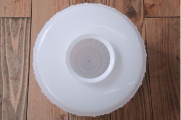 中古　アンティーク調　白いブラケットがかわいいおしゃれな電笠天井照明