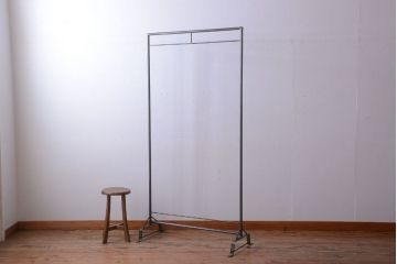 ラフジュ工房オリジナル　シンプルなアイアンハンガーラック【小】(1)