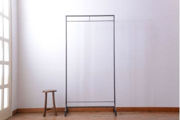 ラフジュ工房オリジナル　シンプルなアイアンハンガーラック【小】(2)
