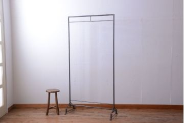 ラフジュ工房オリジナル　シンプルなアイアンハンガーラック【小】(2)