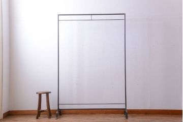 アンティーク雑貨　ラフジュ工房オリジナル　シンプルなアイアンハンガーラック【大】