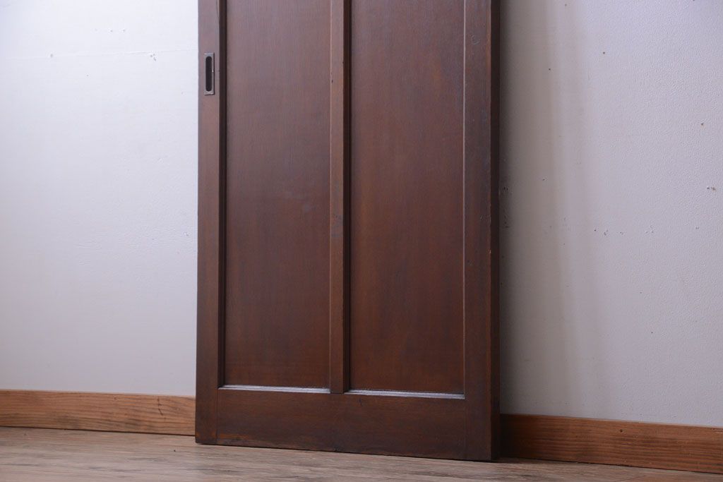 和製アンティーク　洋風な木製引き戸(板戸)