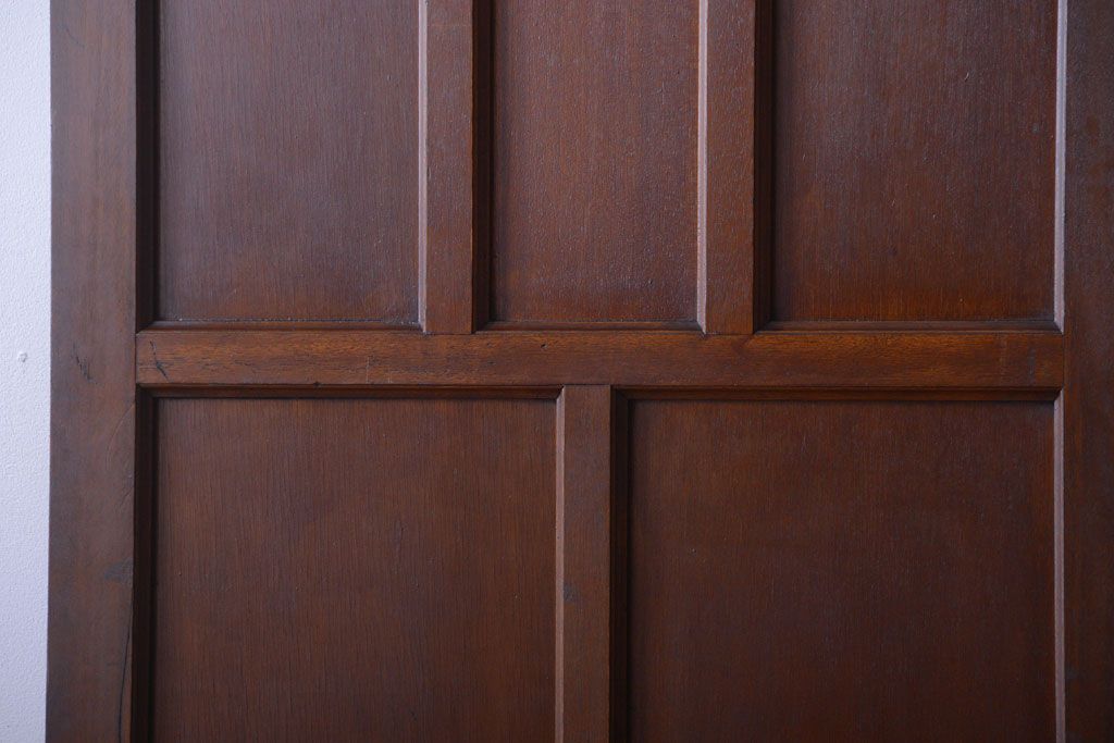 和製アンティーク　洋風な木製引き戸(板戸)