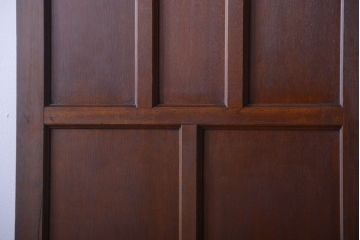 和製アンティーク　洋風な木製引き戸(板戸)