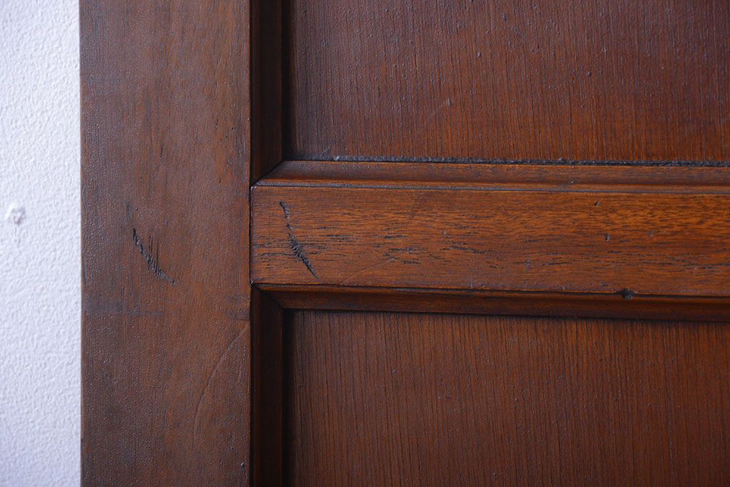 和製アンティーク　洋風な木製引き戸(板戸)