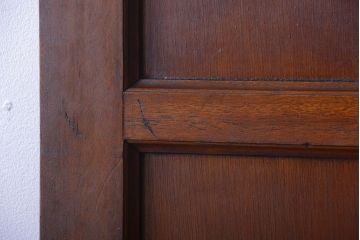 和製アンティーク　洋風な木製引き戸(板戸)