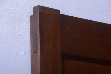 和製アンティーク　洋風な木製引き戸(板戸)