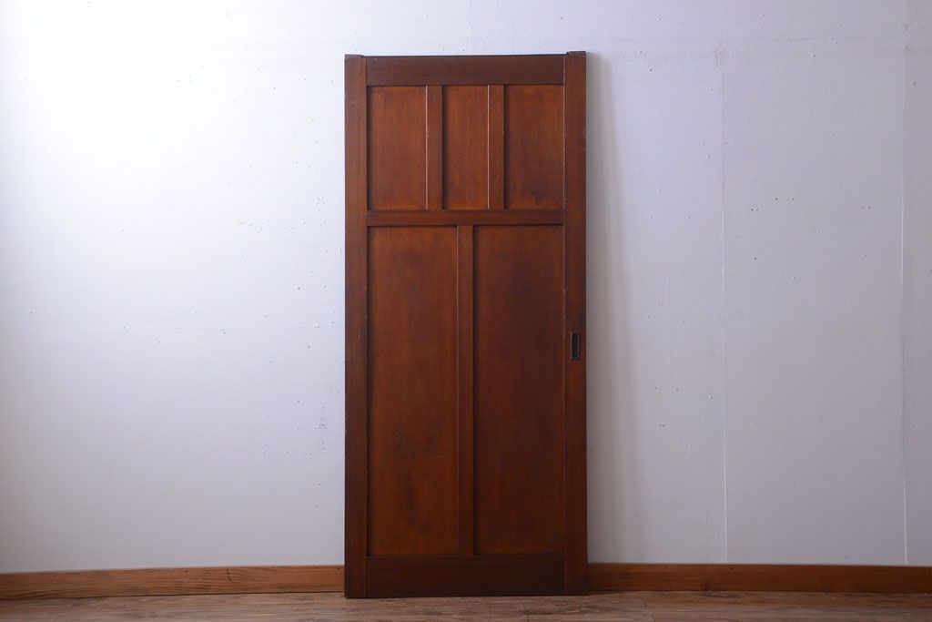 和製アンティーク　洋風な木製引き戸(板戸)