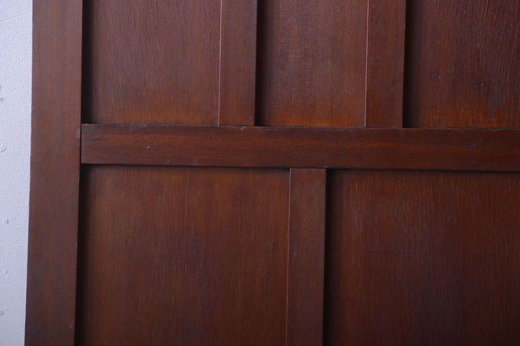 和製アンティーク　洋風な木製引き戸(板戸)