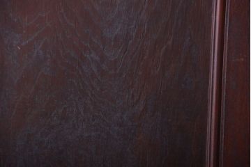 和製アンティーク　シックな深い色合いのドア