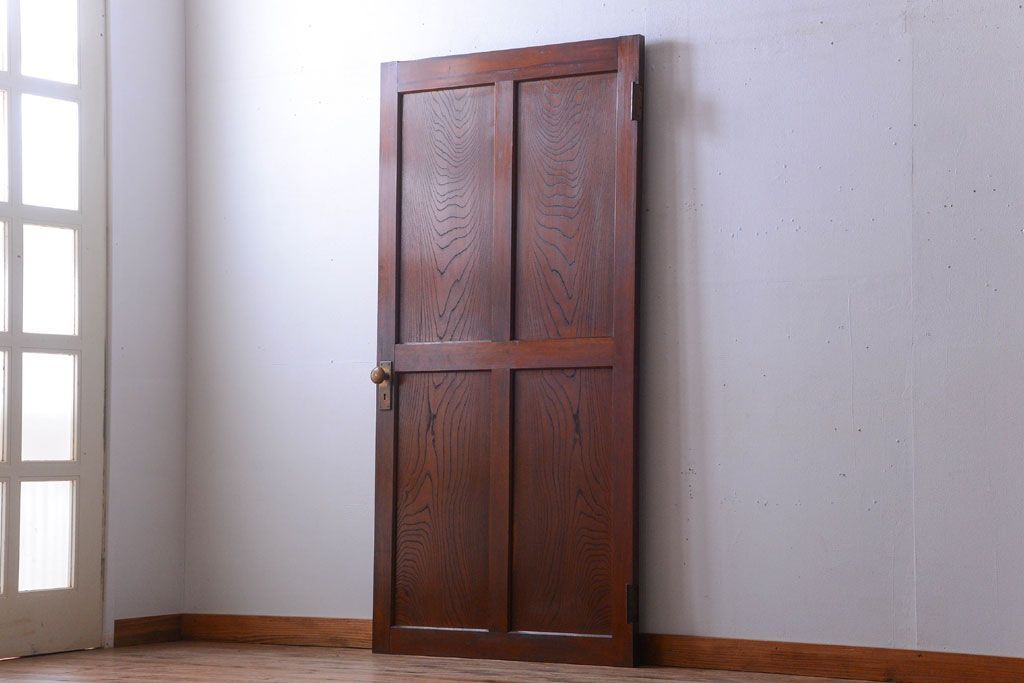 古民具・骨董　重厚な太い框の高級アンティークドア