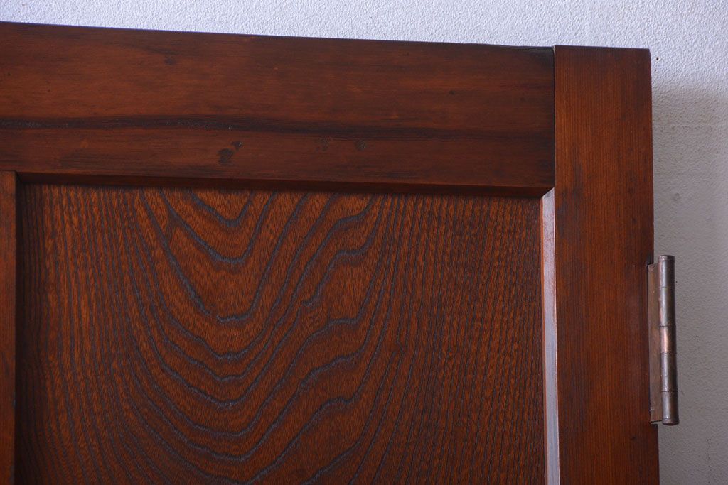 古民具・骨董　重厚な太い框の高級アンティークドア