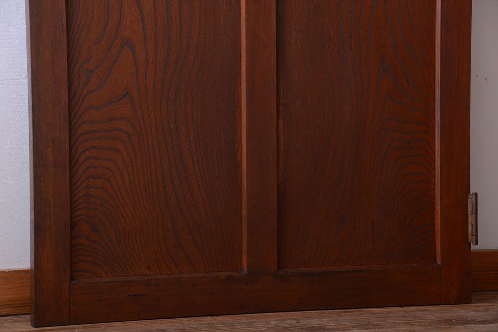 古民具・骨董　重厚な太い框の高級アンティークドア