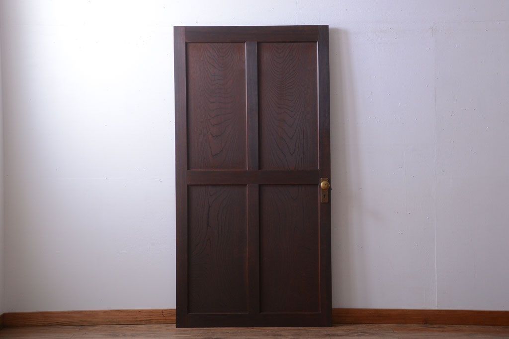 古民具・骨董　重厚な太い框の高級アンティークドア