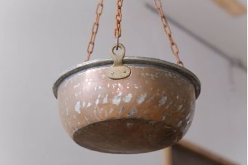 アンティーク雑貨　イタリア製　アンティーク調ハンギングバスケット(1)