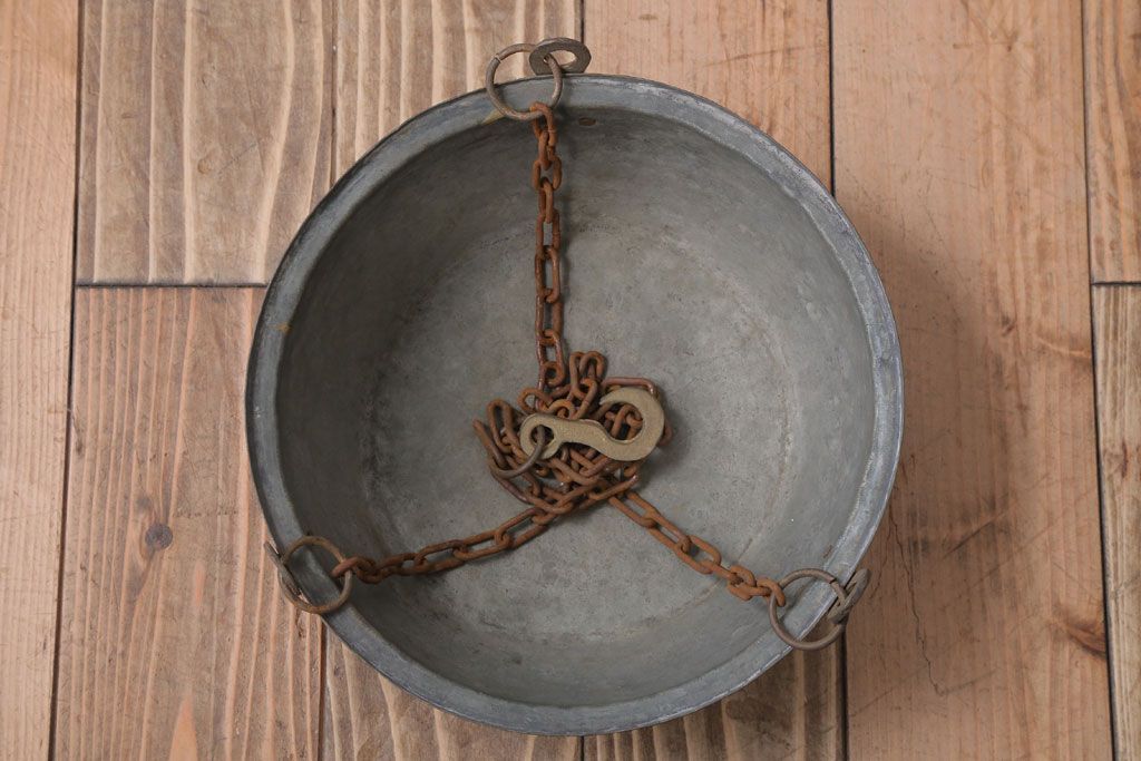 アンティーク雑貨　イタリア製　アンティーク調ハンギングバスケット(1)