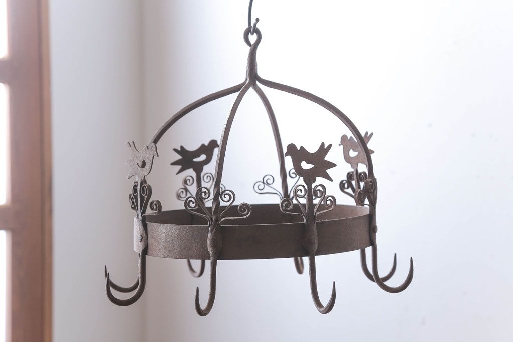 アンティーク雑貨　アンティーク調　かわいいアイアン吊り下げ円型フック