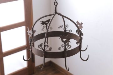 アンティーク雑貨　アンティーク調　かわいいアイアン吊り下げ円型フック