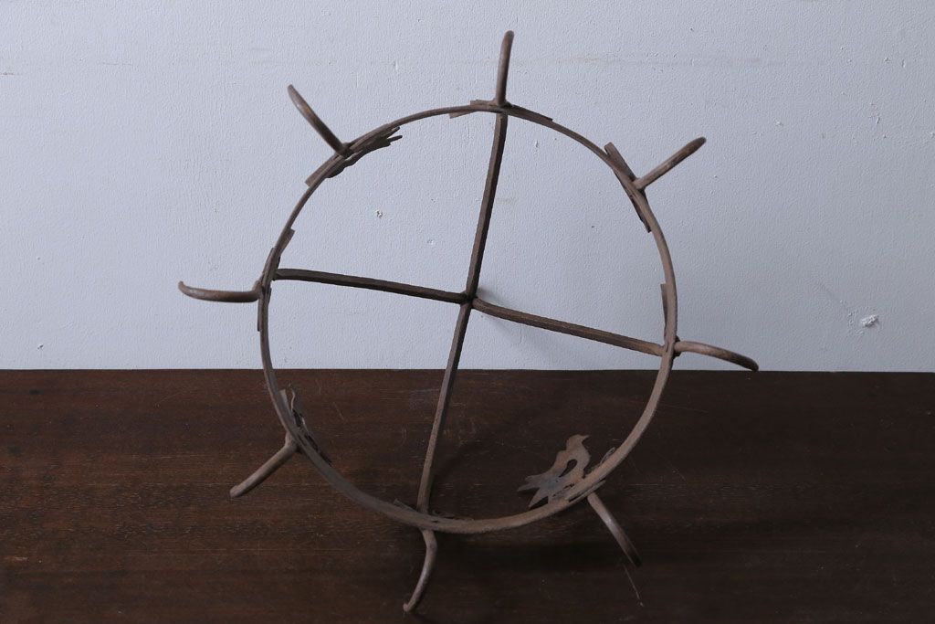 アンティーク雑貨　アンティーク調　かわいいアイアン吊り下げ円型フック