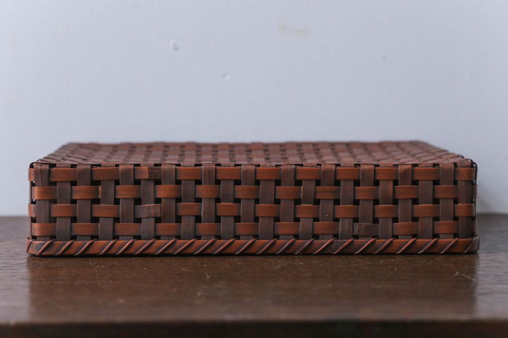 アンティーク雑貨　古民具・骨董　竹編みの小物収納アンティーク小箱(蓋付き)