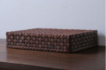 アンティーク雑貨　古民具・骨董　竹編みの小物収納アンティーク小箱(蓋付き)