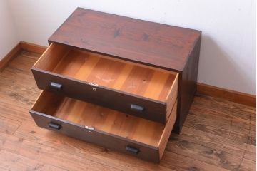 アンティーク家具　アンティーク　前面栗材の古いローチェスト(ローボード)