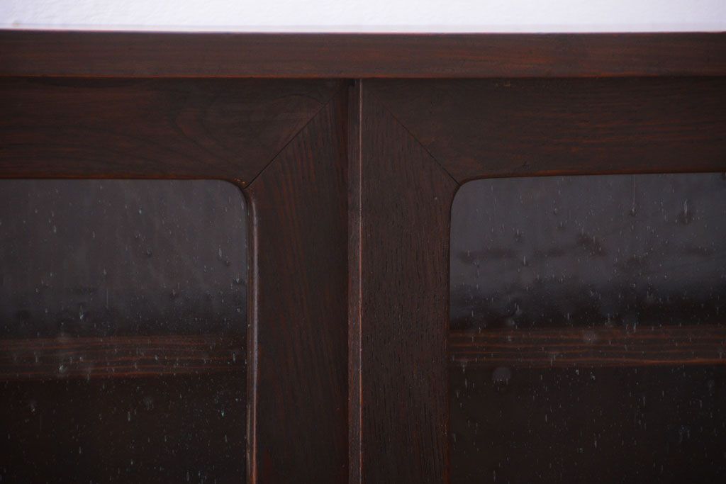 アンティーク家具　アンティーク　気泡ガラス入り鉄脚ローボード