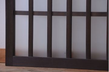 アンティーク　格子デザインがおしゃれなフィックス窓(明り取り・スリット窓)(1)