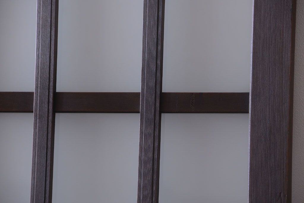 アンティーク　背のたかい格子デザインが和風なガラス戸2枚セット