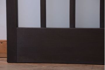 アンティーク　背のたかい格子デザインが和風なガラス戸2枚セット