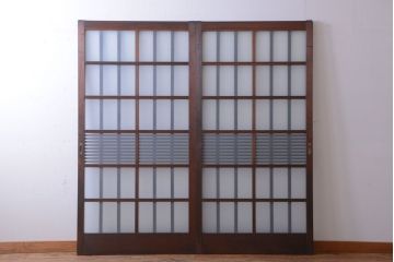 アンティーク　背のたかい格子デザインが和風なガラス戸2枚セット