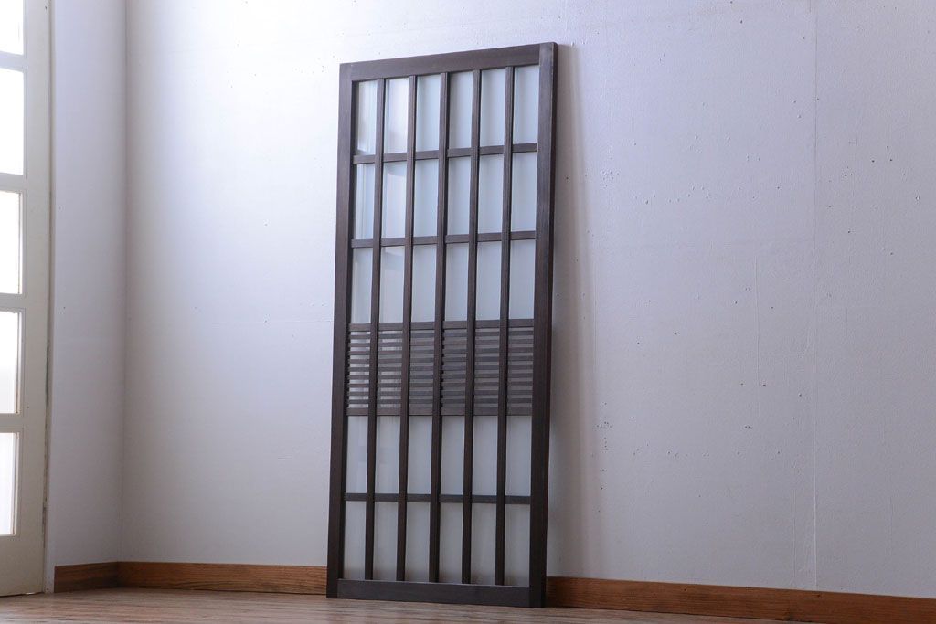 アンティーク　格子デザインがおしゃれなフィックス窓(明り取り・明かり取り・スリット窓)(2)