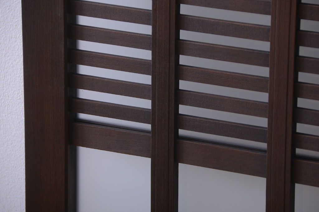 アンティーク　格子デザインがおしゃれなフィックス窓(明り取り・明かり取り・スリット窓)(2)