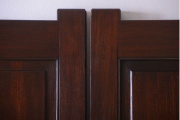 古民具・骨董　両開き　一枚板が美しい総欅材の高級アンティーク門扉一対