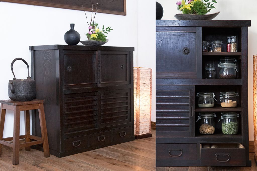 アンティーク家具　古民具・骨董　横桟引き戸の時代戸棚(水屋箪笥)