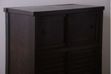 アンティーク家具　古民具・骨董　横桟引き戸の時代戸棚(水屋箪笥)