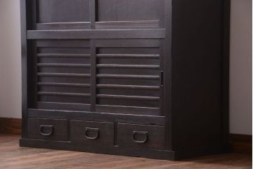 アンティーク家具　古民具・骨董　横桟引き戸の時代戸棚(水屋箪笥)