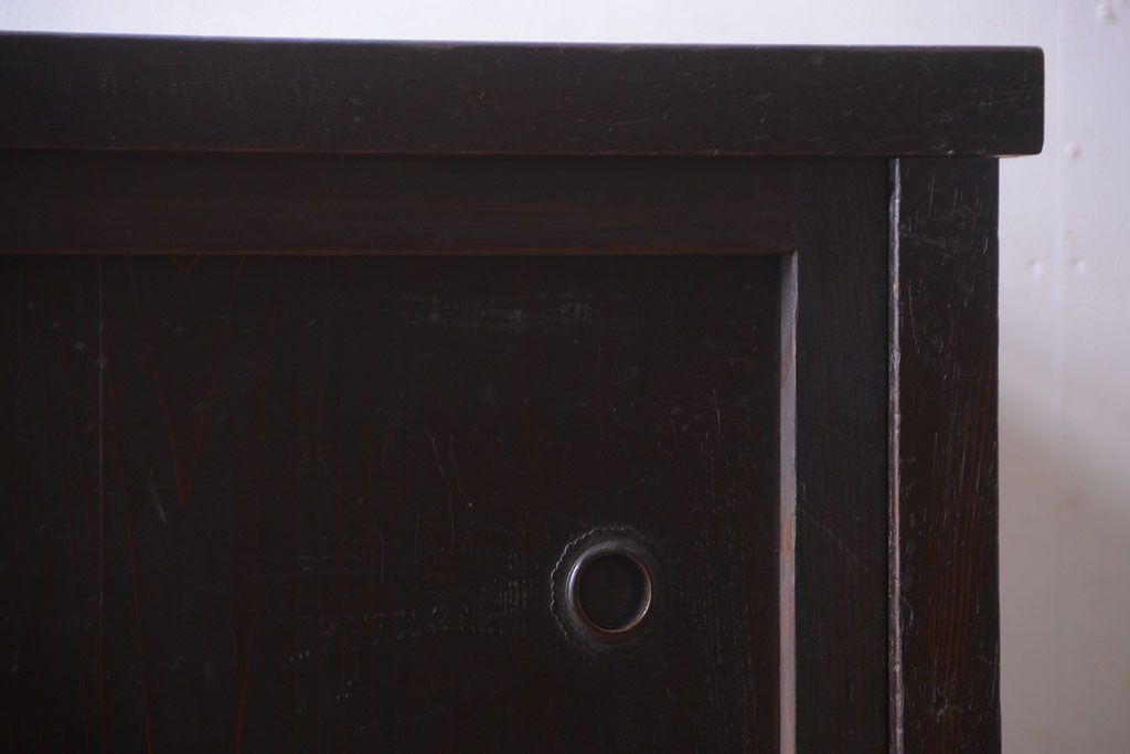 アンティーク家具　古民具・骨董　横桟引き戸の時代戸棚(水屋箪笥)