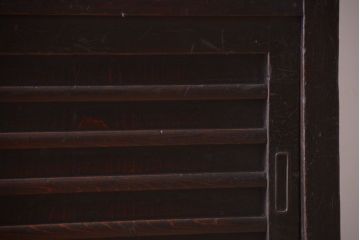 アンティーク家具　古民具・骨董　横桟引き戸の時代戸棚(水屋箪笥)