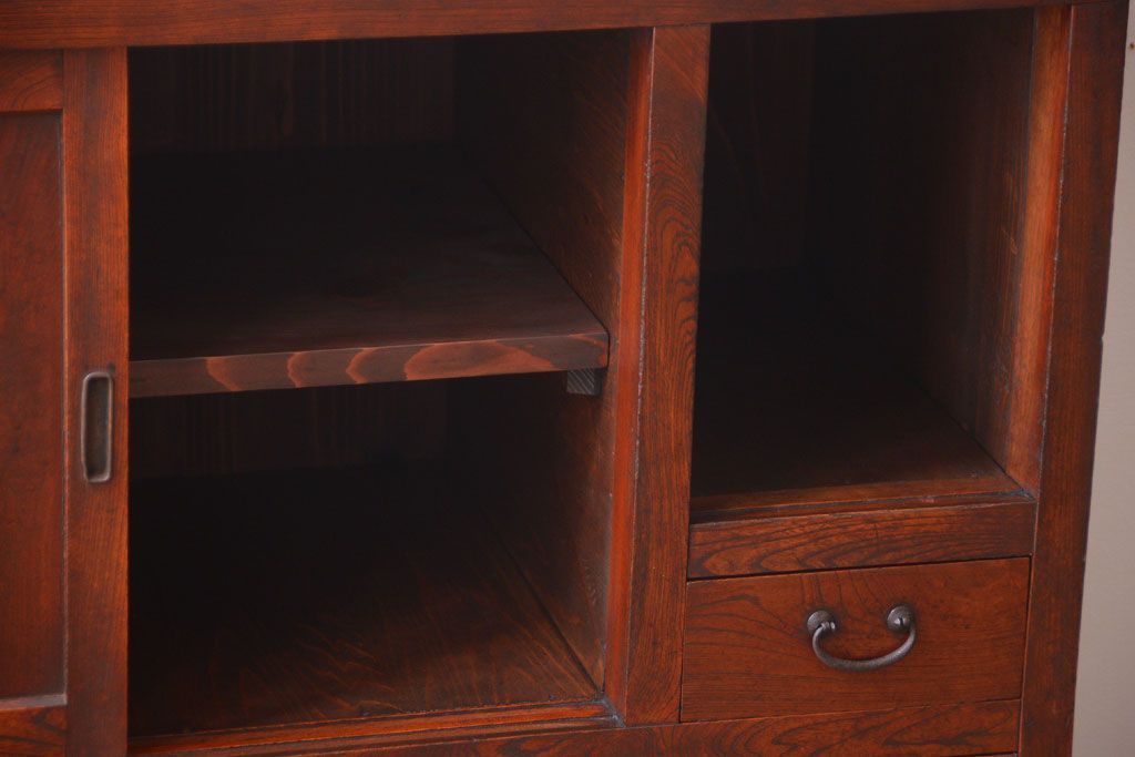 アンティーク家具　アンティーク　前面欅材の鉄脚キャビネット(収納棚)