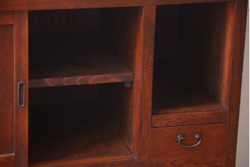 アンティーク家具　アンティーク　前面欅材の鉄脚キャビネット(収納棚)